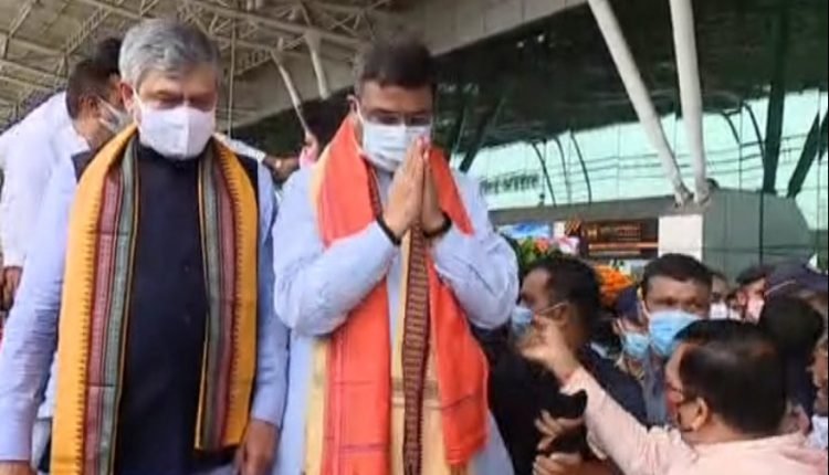 BJD and the BJP are waging a Twitter war over Union Ministers' visit to Puri