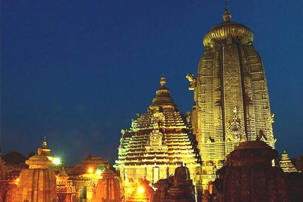  ଜାଗର ଯାତ୍ରା ପାଇଁ ପ୍ରସ୍ତୁତି ଜୋରଦାର, ରାତି ୧୦ଟାରେ ଉଠିବ ପ୍ରଭୁ ଲିଙ୍ଗରାଜଙ୍କ ମହାଦୀପ
