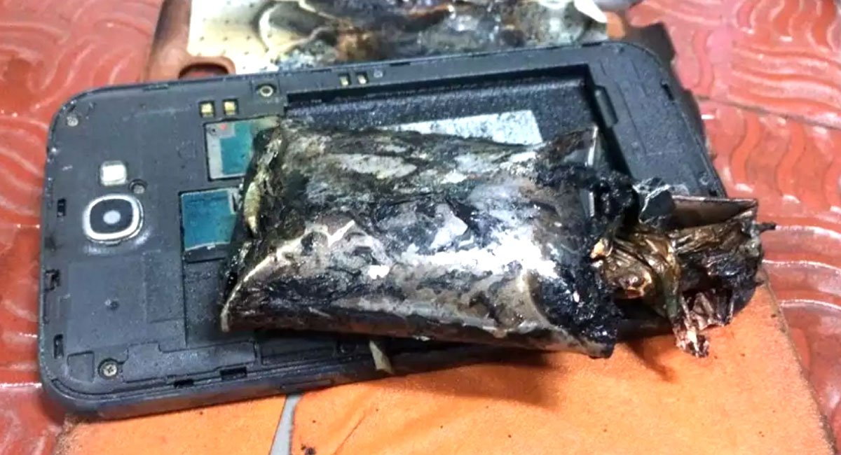 ମୋବାଇଲ ଫାଟି ୩ ଗୁରୁତର