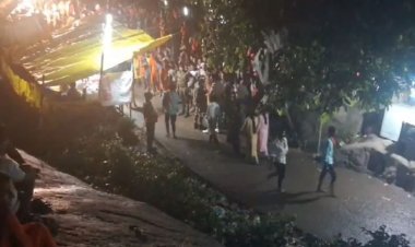 Seven people died in a stampede at a temple in Bihar, allegedly after volunteers lathi-charged the crowd.