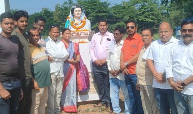 ଶକ୍ତି ନଗର କଂଗ୍ରେସ କାର୍ଯ୍ୟାଳୟରେ ଇନ୍ଦିରା ଗାନ୍ଧୀ ଙ୍କ  ତିରୋଧାନ ଦିବସ ପାଳନ ।